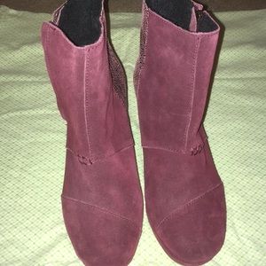 Toms maroon boots